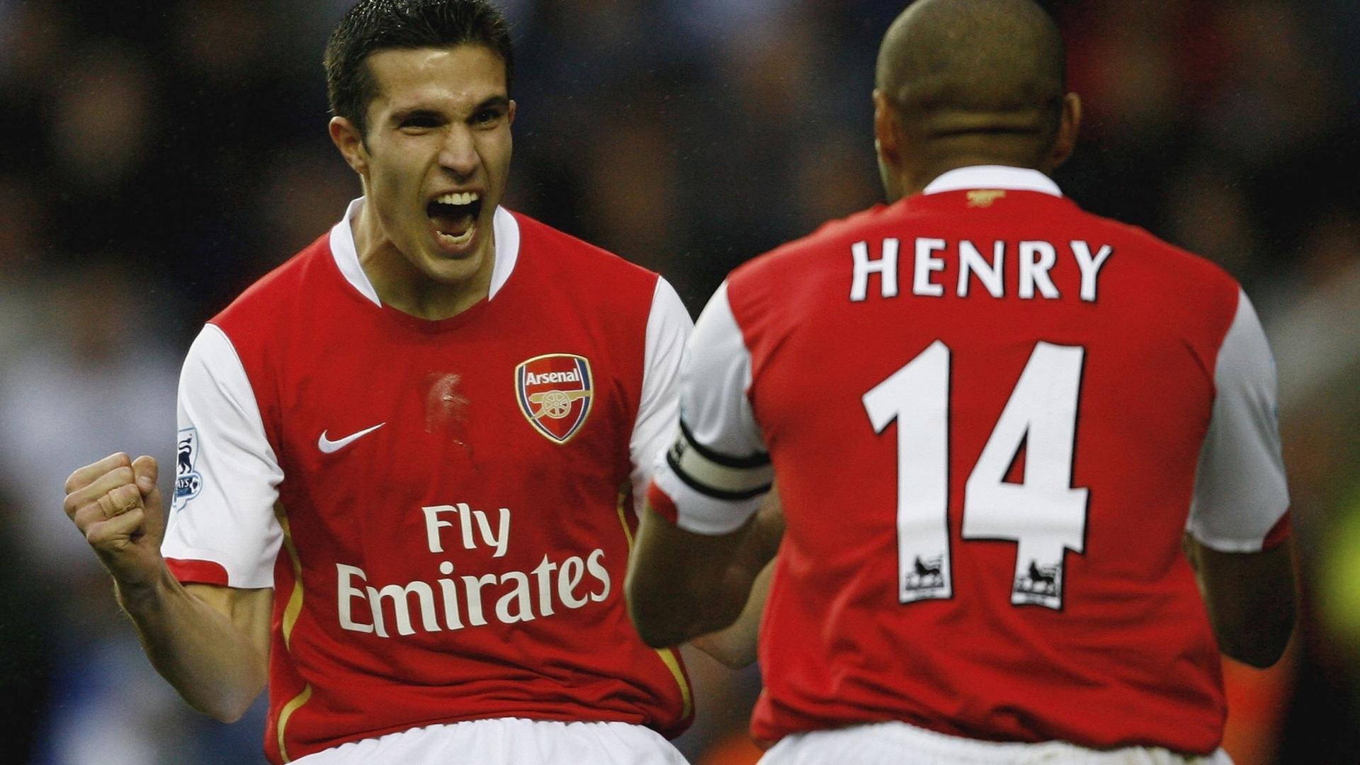 爱游戏全站-“德甲最后冲刺：多队誓夺冠军宝座”，德甲最高分夺冠